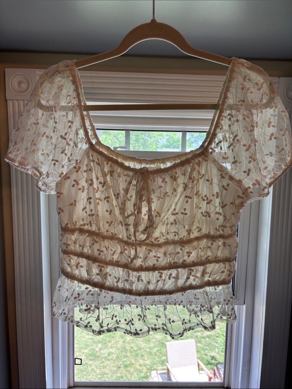 JAPNA Sheer Cream Lace Peasant Top with Floral Embroidery, Size LG